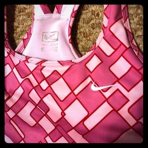 Nike Tank w/built in Bra